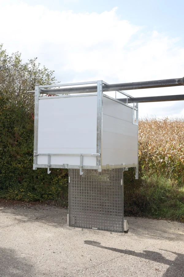 Kälberbox groß – mit oder ohne schwenkbarem Boden