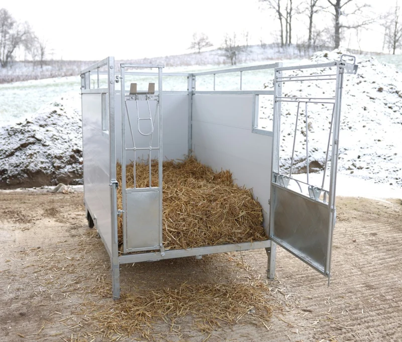 Kälberbox groß – mit oder ohne schwenkbarem Boden