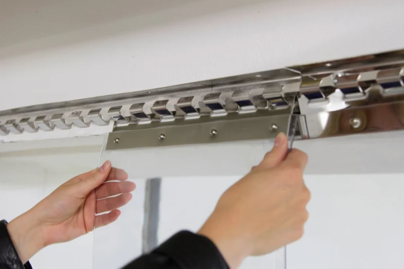Pendelblech für PVC-Streifenvorhang