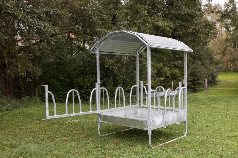 Viereckraufe mit Palisadenfressgitter Hobby 8 Fressplätze