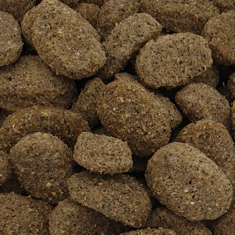 Henne Pet Food Kronch Basic - Premium Trockenfutter für Hunde mit normalem Energiebedarf