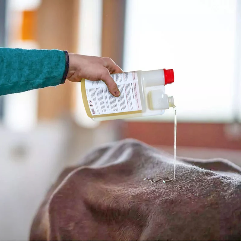 Top Repell repellente insetti, la migliore prevenzione contro i vettori della Blue Tongue e della “nuova peste bovina” la Dermatite Nodulare Contagiosa - 500ml