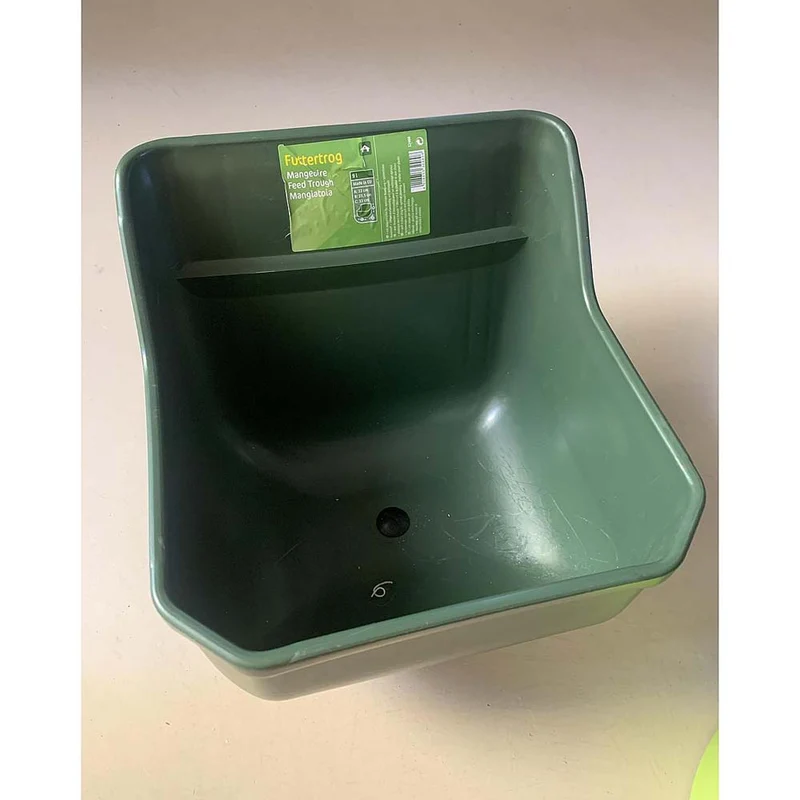 Mangiatoia per concentrato o foraggio plastica antischegge 9L